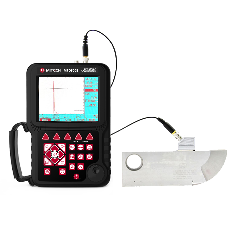 MFD500B Ultrasonic Flaw Detector - Alat deteksi cacat ultrasonik portabel dengan layar LCD dan panel kontrol.